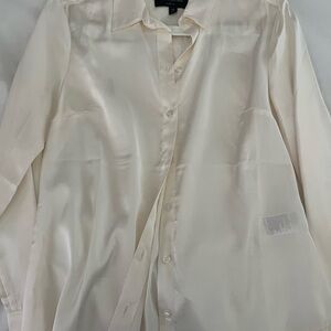 Banana Republic Classic Fit Silk-Look Ivory Button-Up Blouse XS